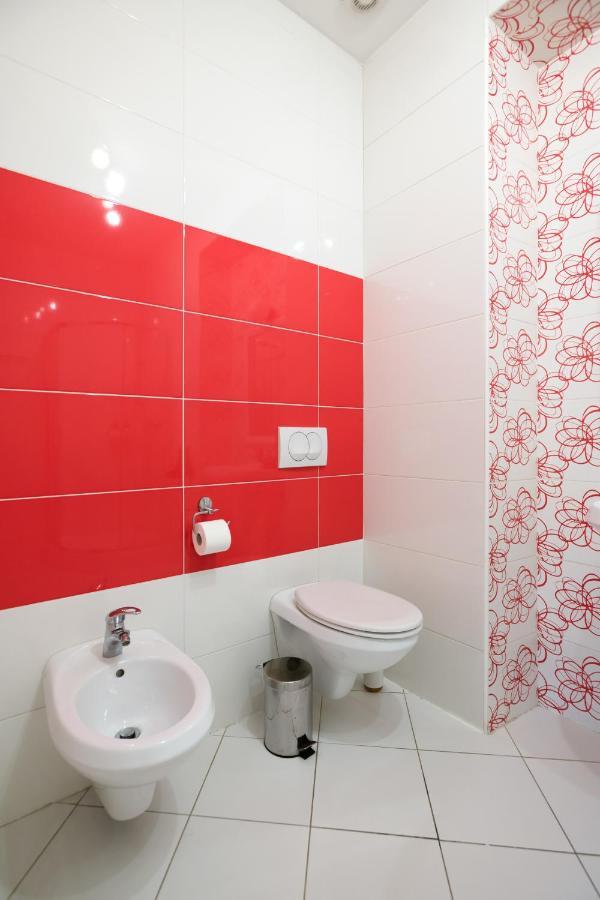 Discover Krakow Apartments - 3 Rakowicka St - Classic Apartments Near Main Station - Netflix Exterior foto